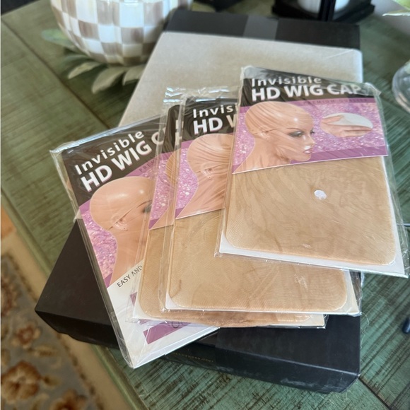 Belle Tress ICON HT Collection - Kelly - in Sparkling Champagne – R - Picture 11 of 11